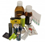 Batterie, pile e farmaci nei contenitori posizionati in Piazza Unità d'Italia